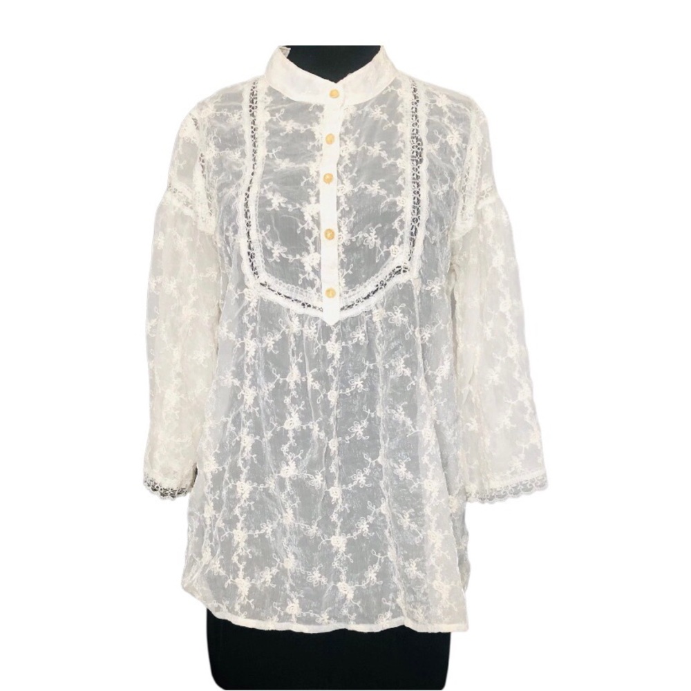 Nick & Mo Ivory Lace Women's Top Embroidered Floral Buttons Romantic Feminine